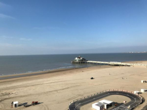 High in Sky & Seasights f 8@Blankenberge